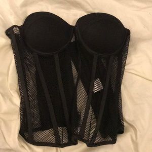 Black mesh corset zipper close back with stays